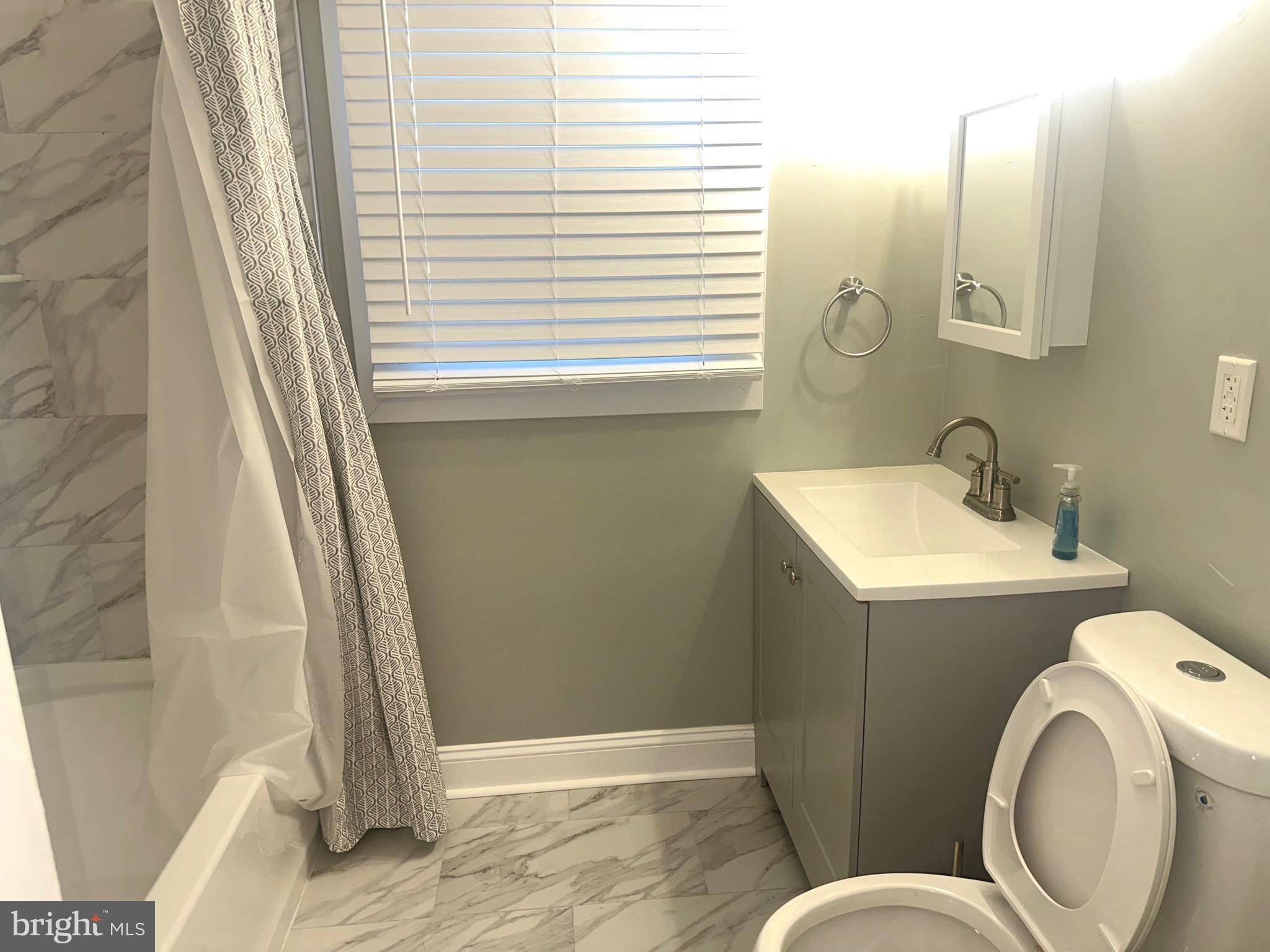 422 FREAR DRIVE 422