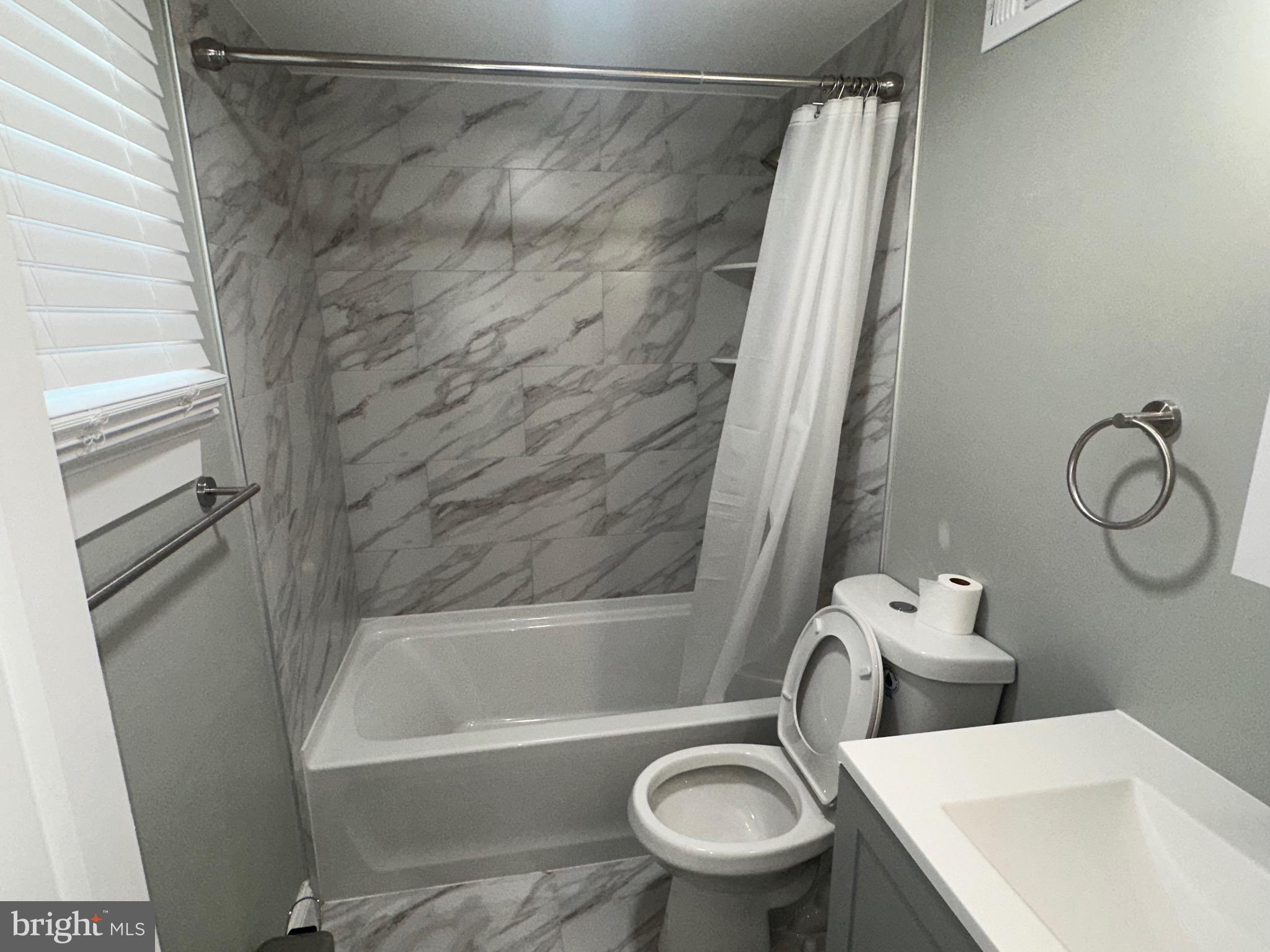 422 FREAR DRIVE 422