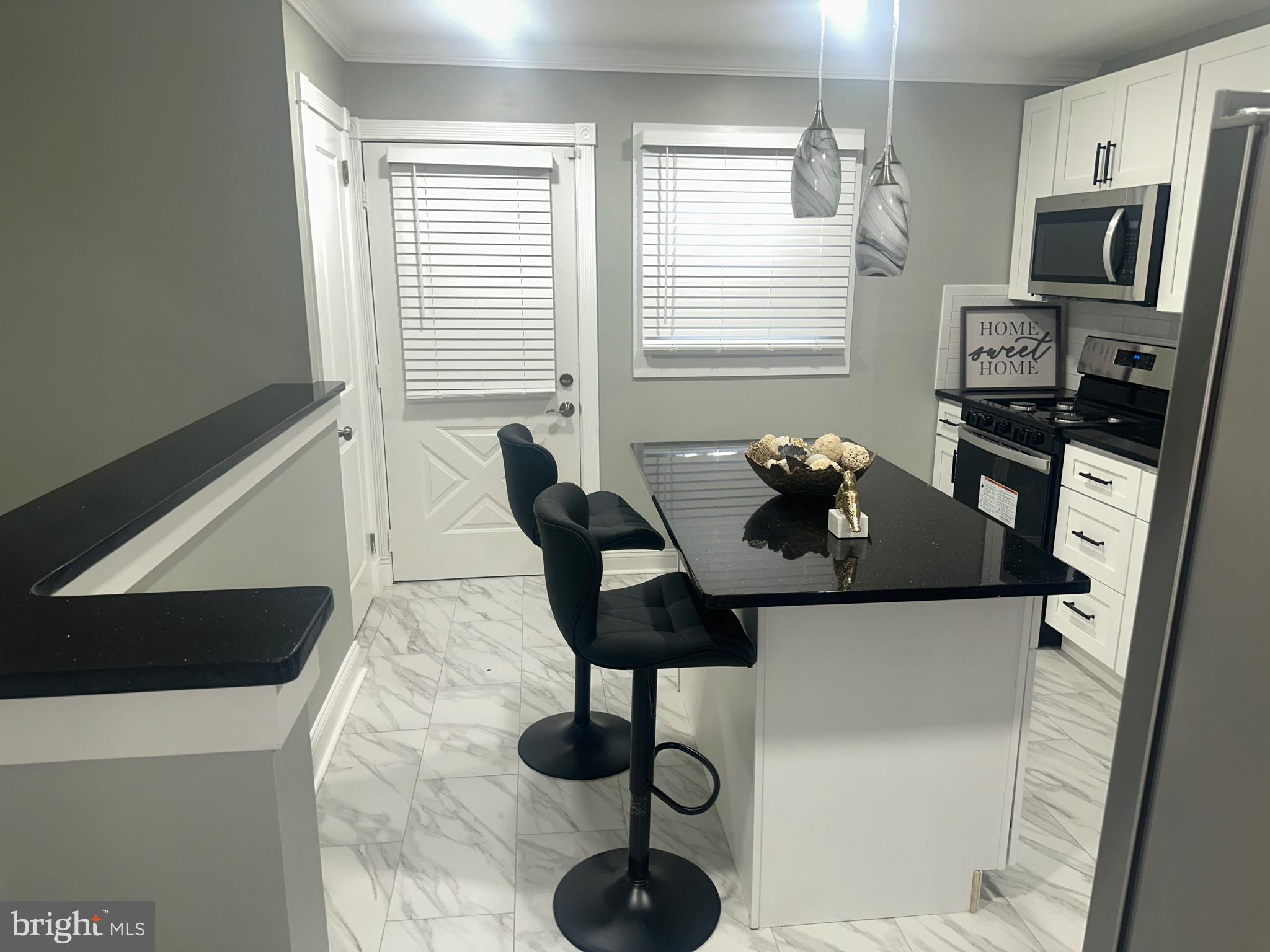 422 FREAR DRIVE 422