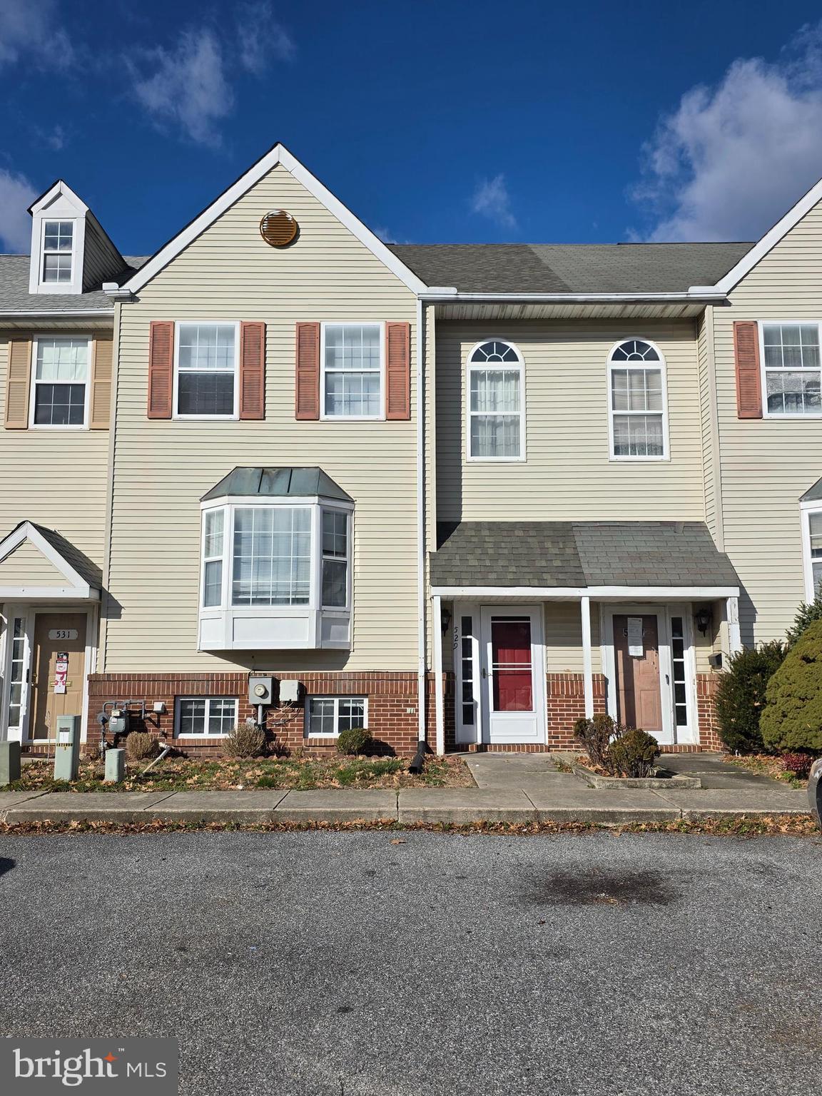 529 SCHOONER WAY