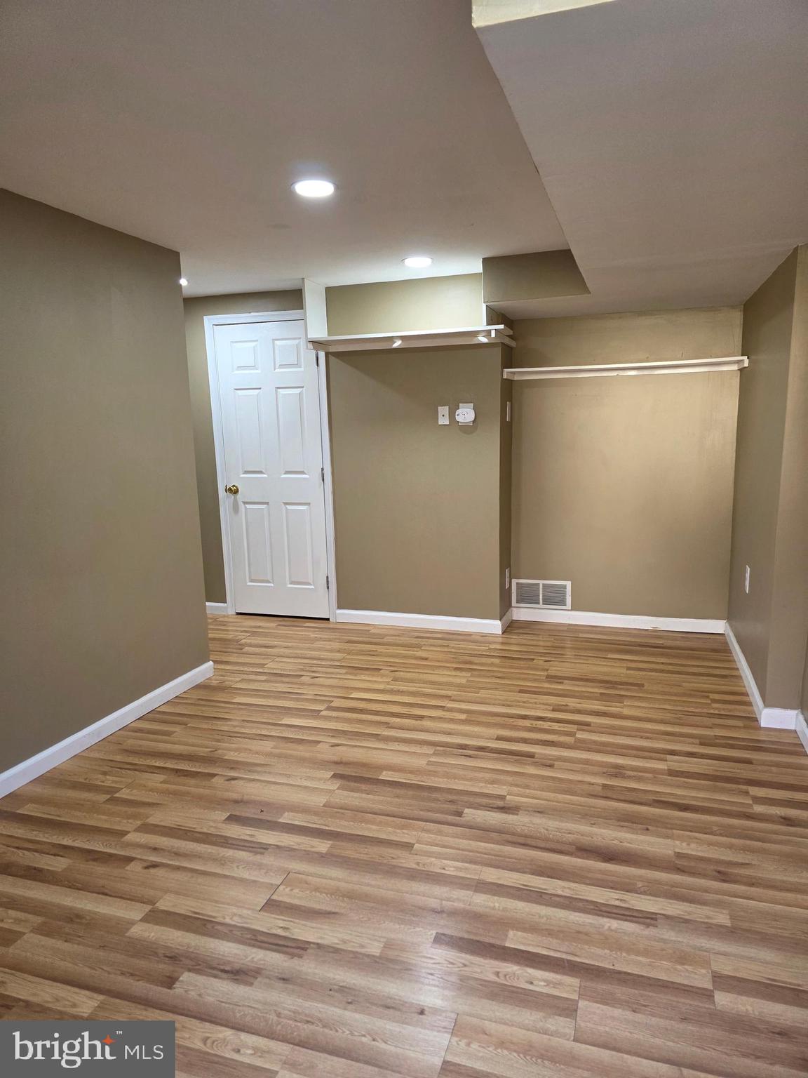529 SCHOONER WAY