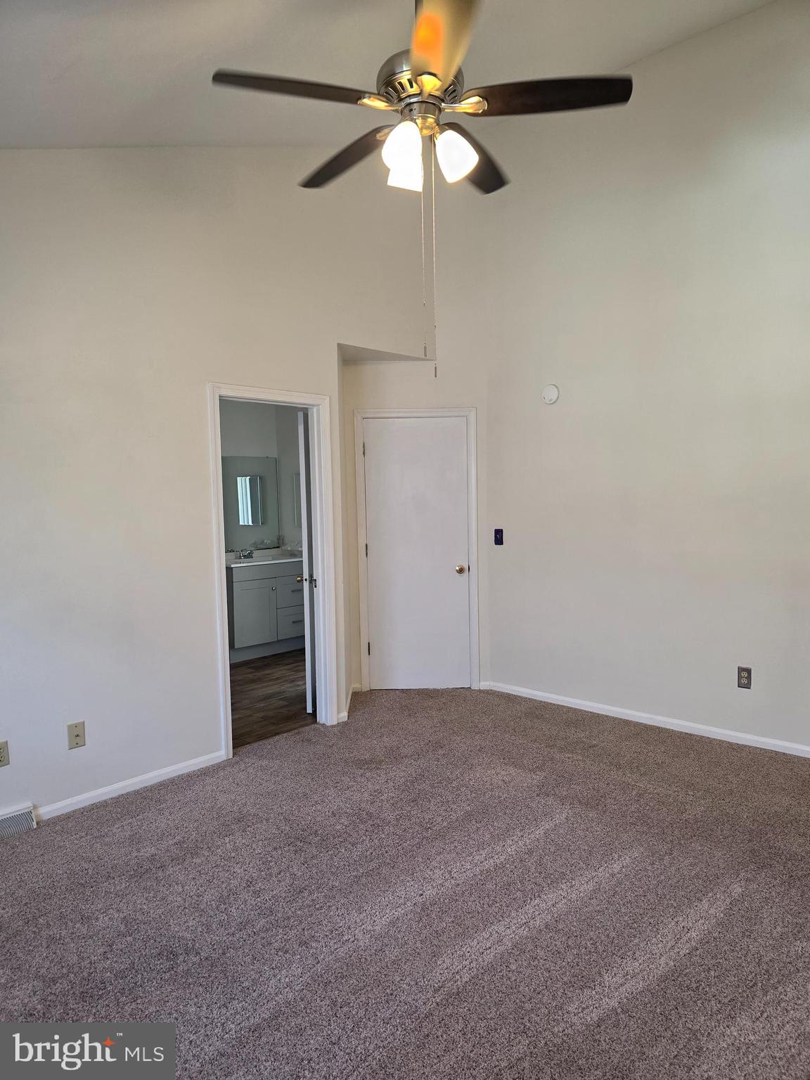 529 SCHOONER WAY