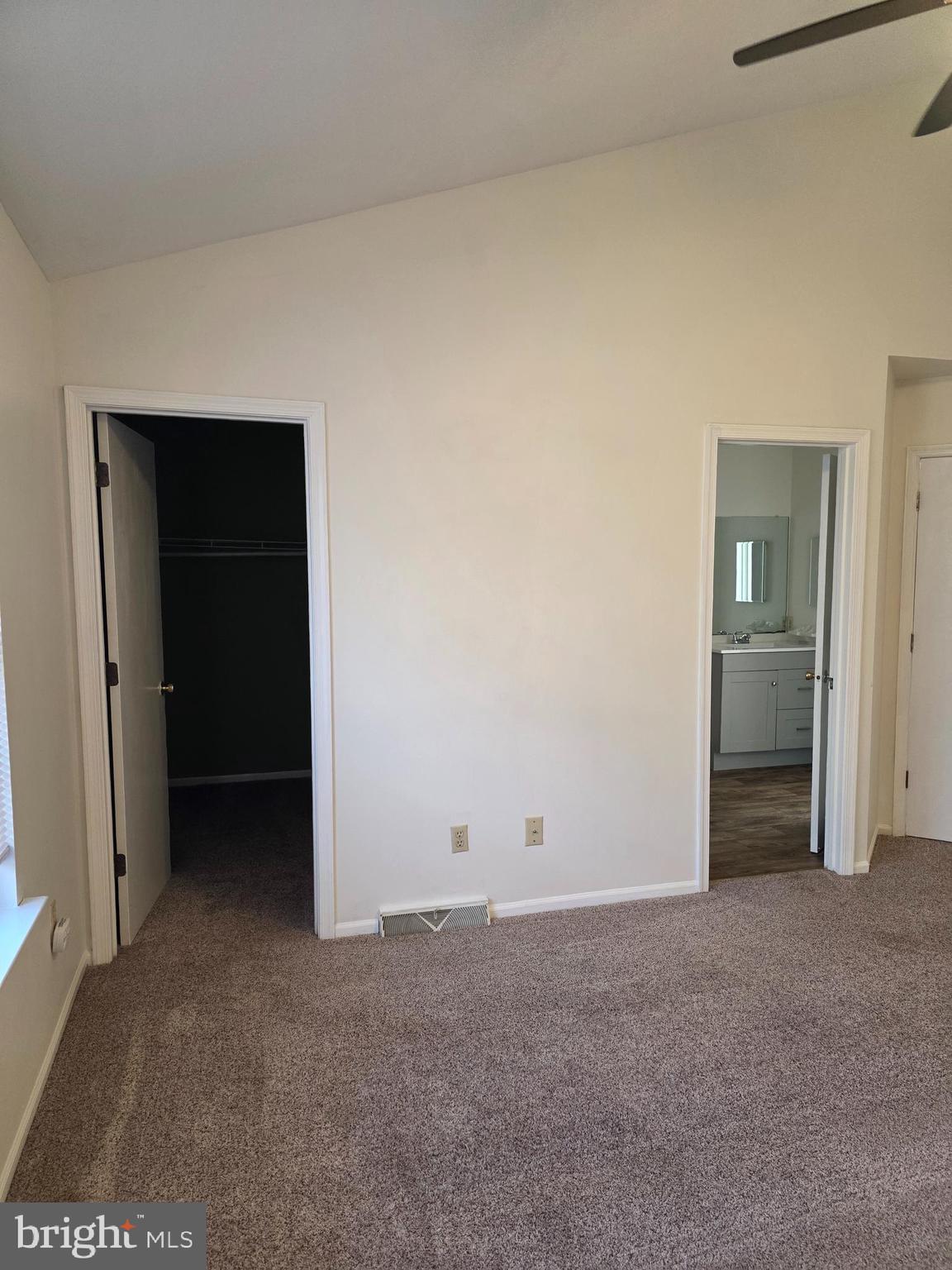 529 SCHOONER WAY