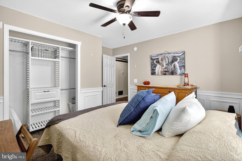108 W COMMERCE