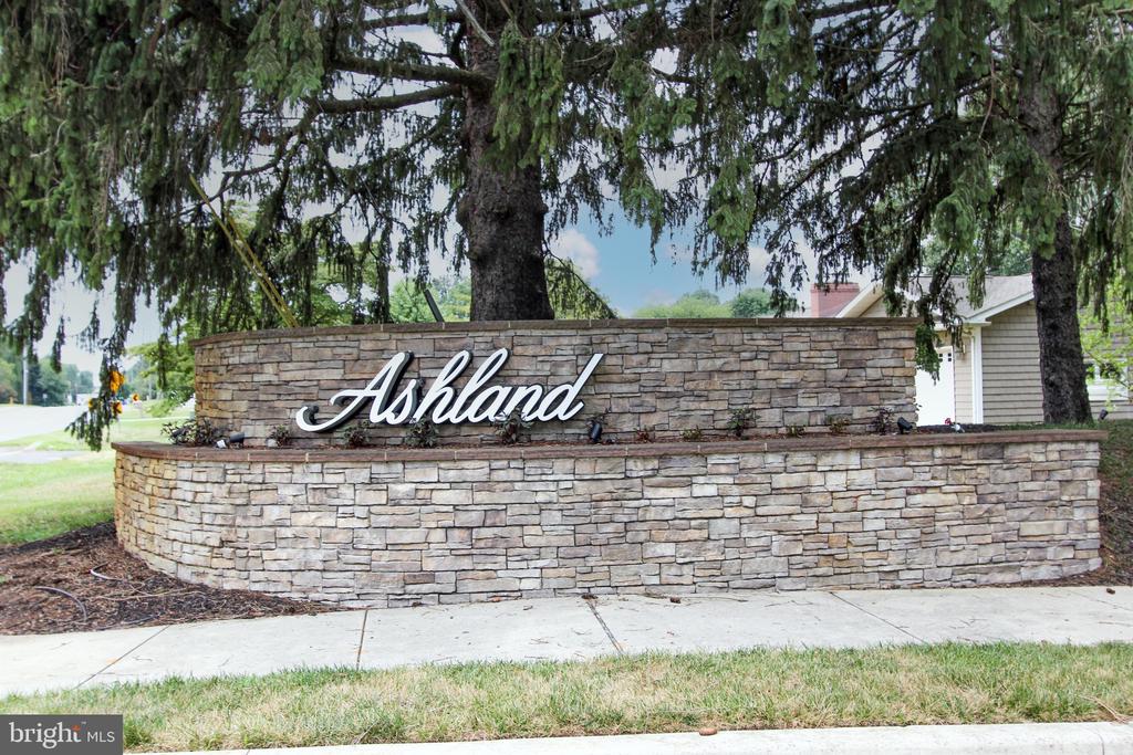 145 E CLARENDON DRIVE