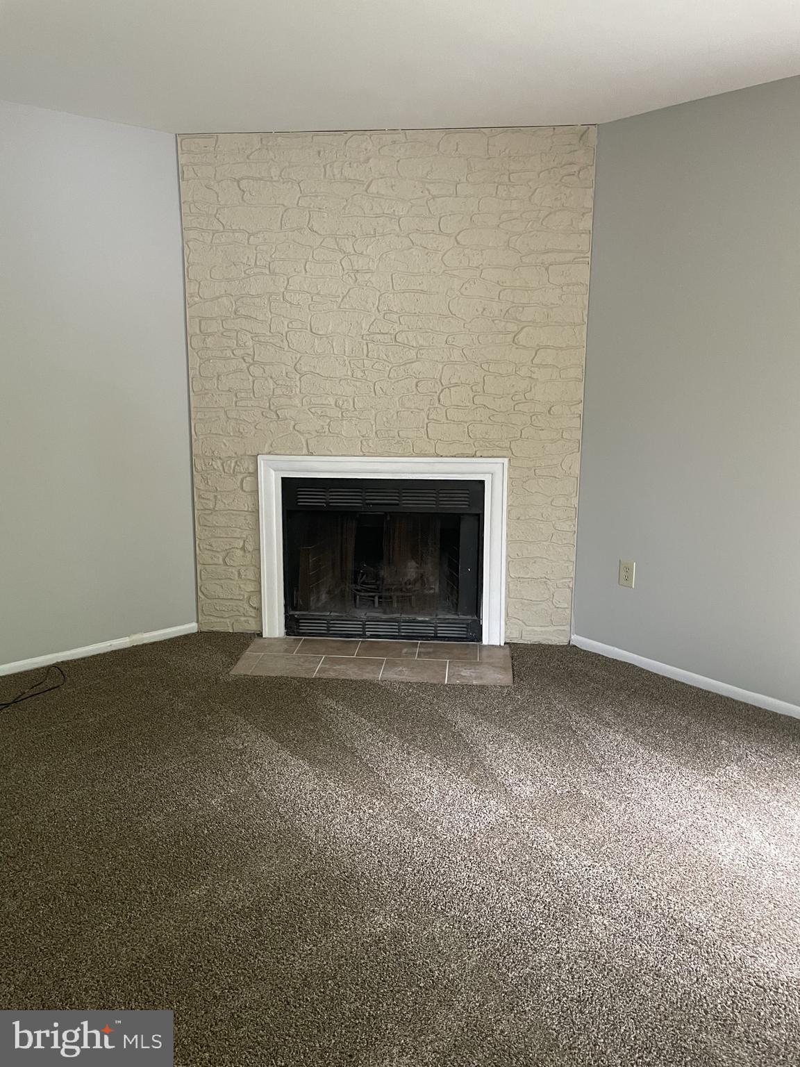 9 Wellington Dr