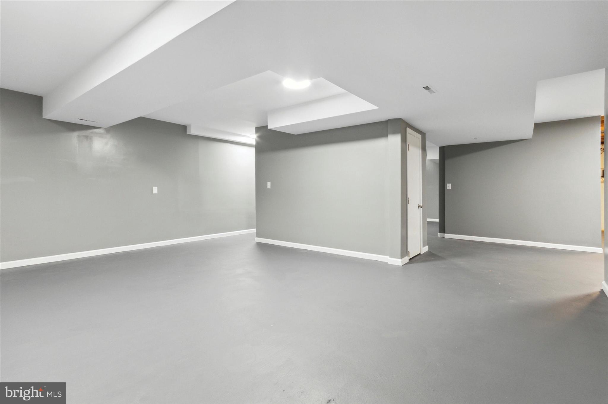 712 Seymour Rd