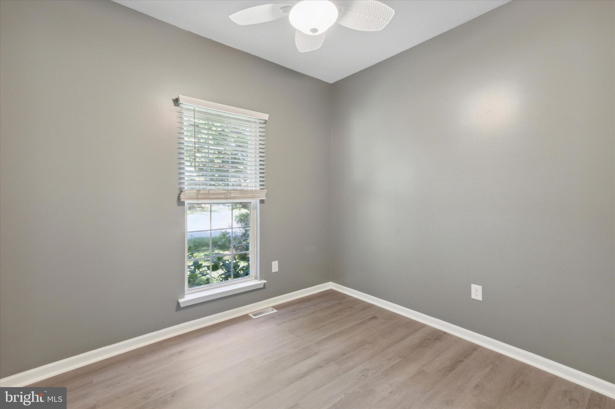 712 Seymour Rd