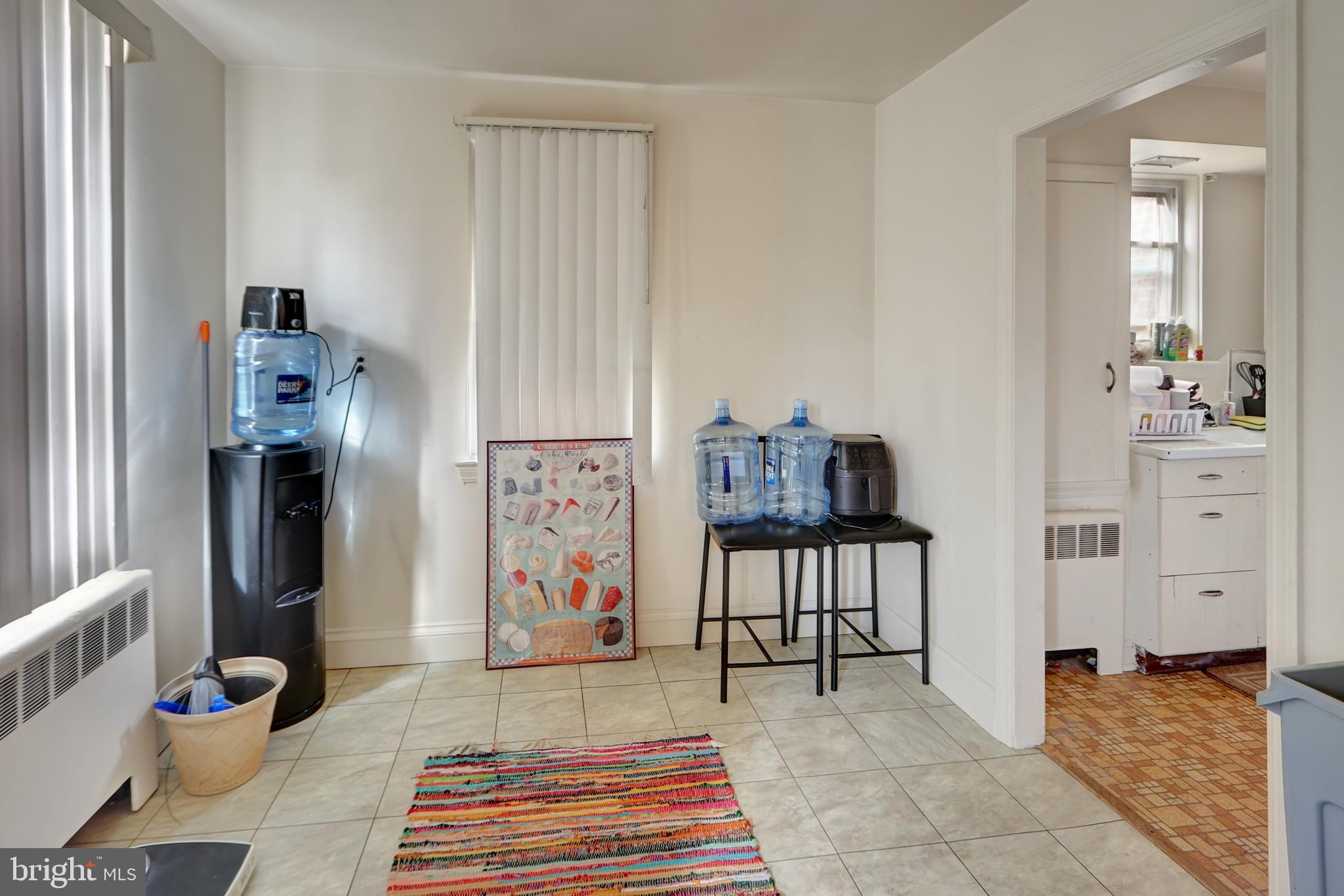 303 W 39th St