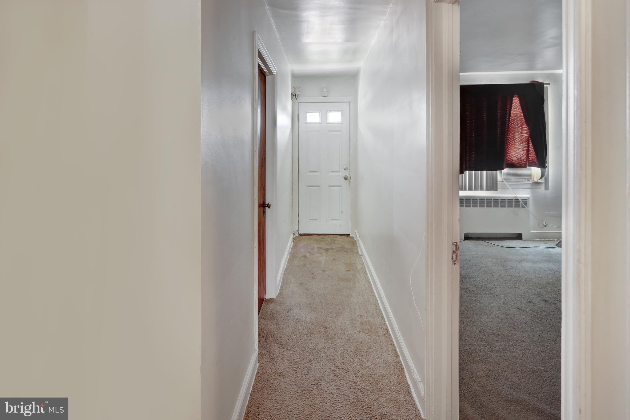 303 W 39th St