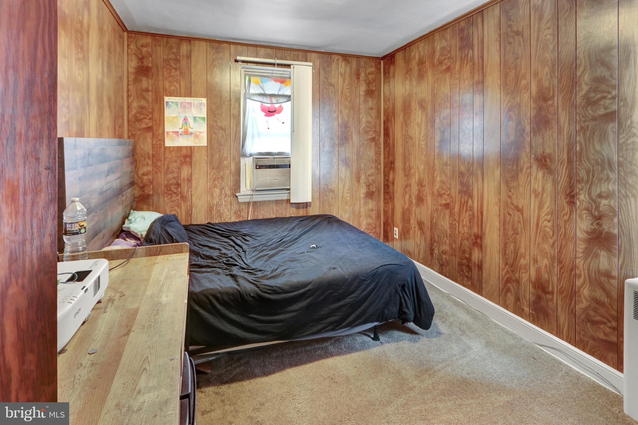 303 W 39th St