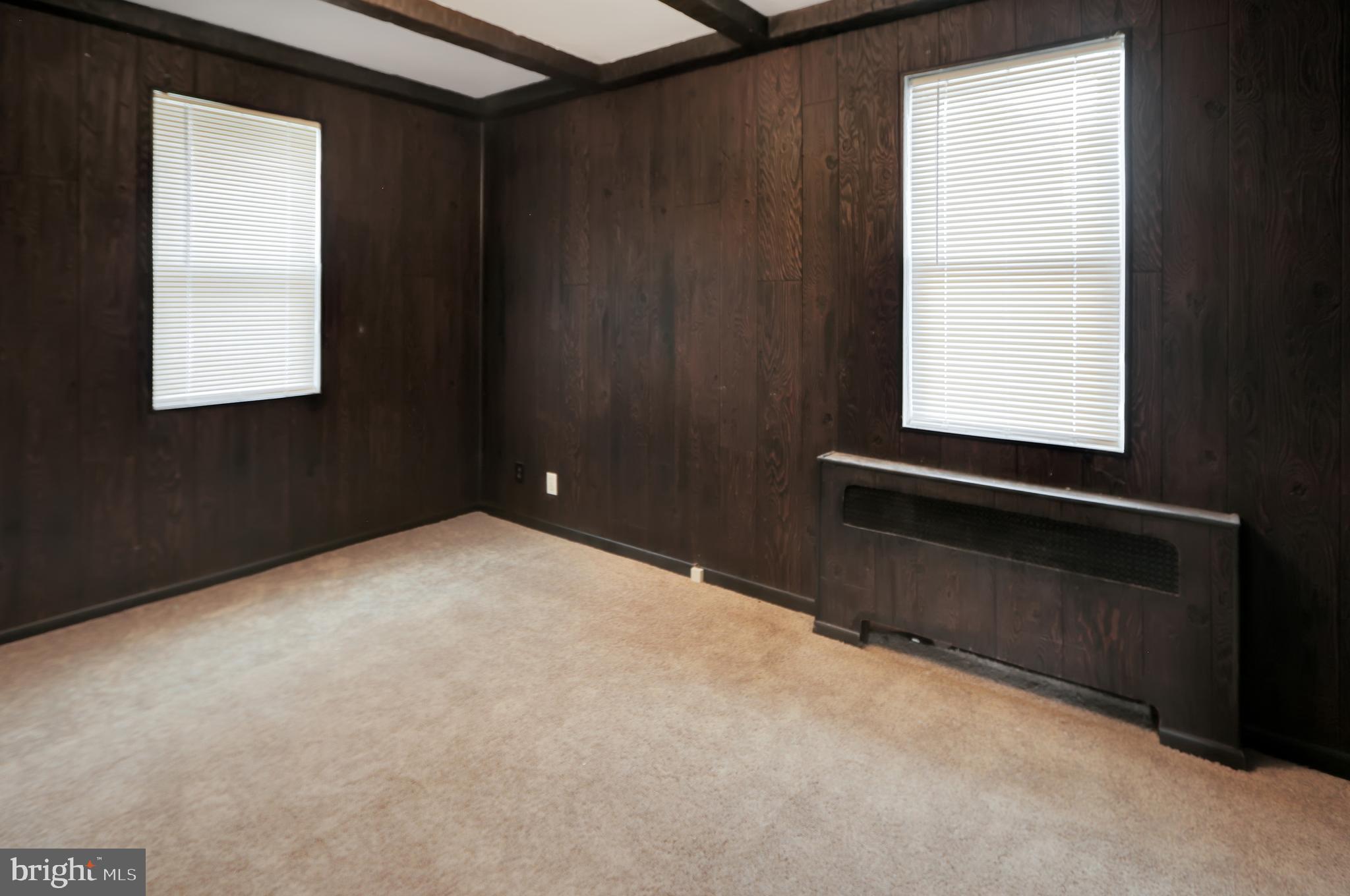 303 W 39th St