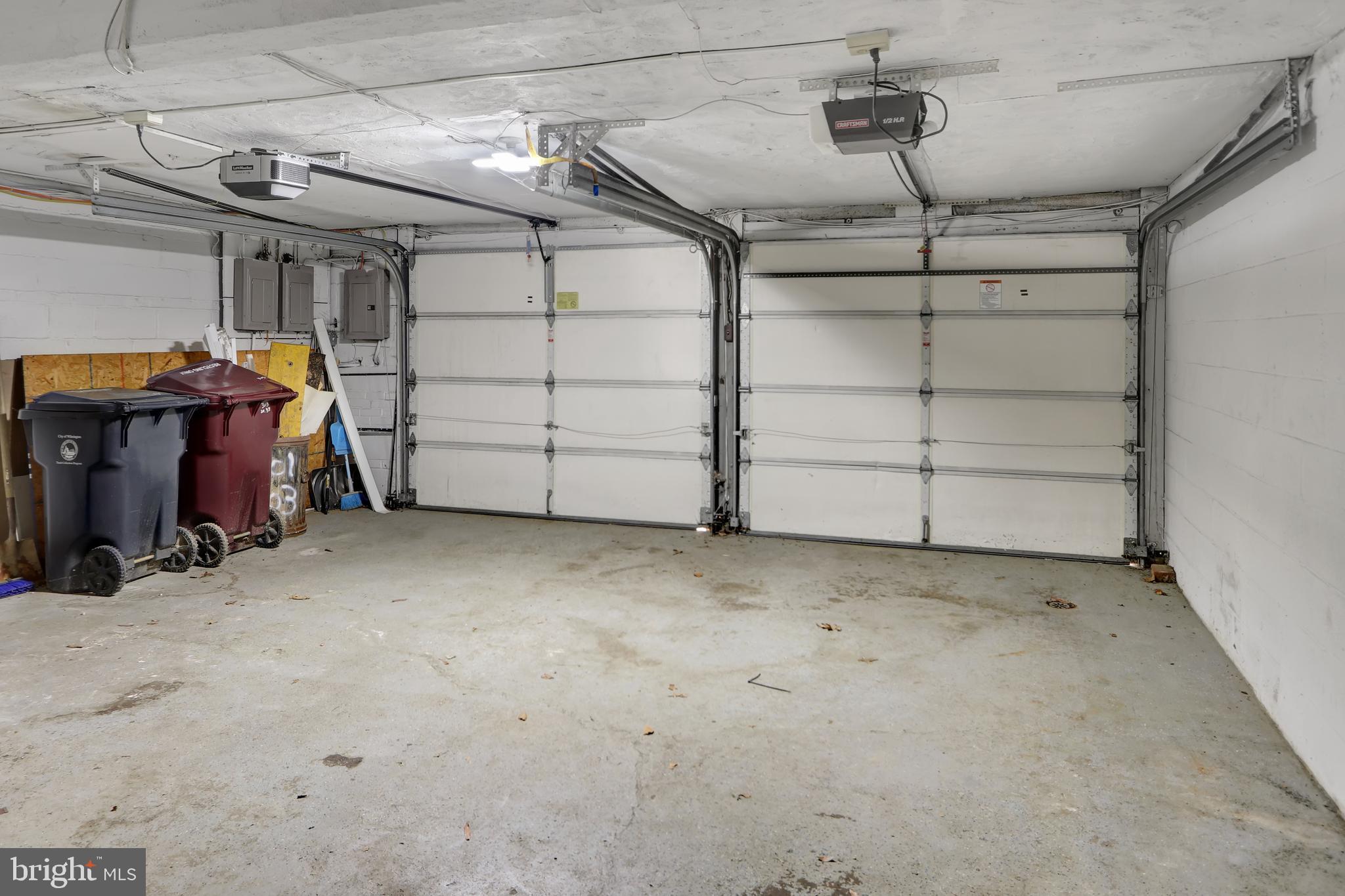 303 W 39th St