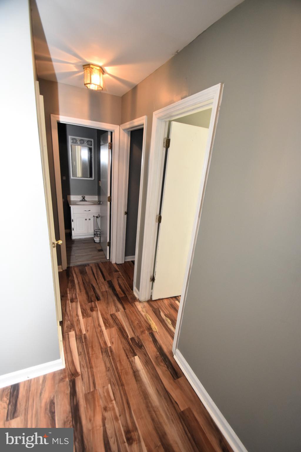8 Whitburn Pl