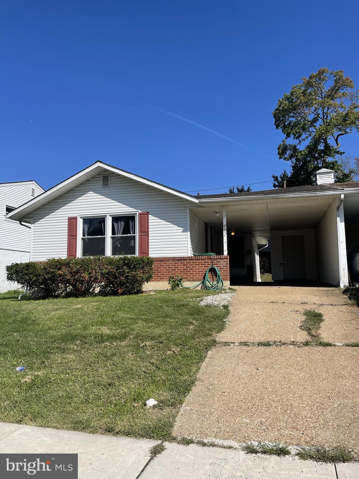 707 Appletree Ct