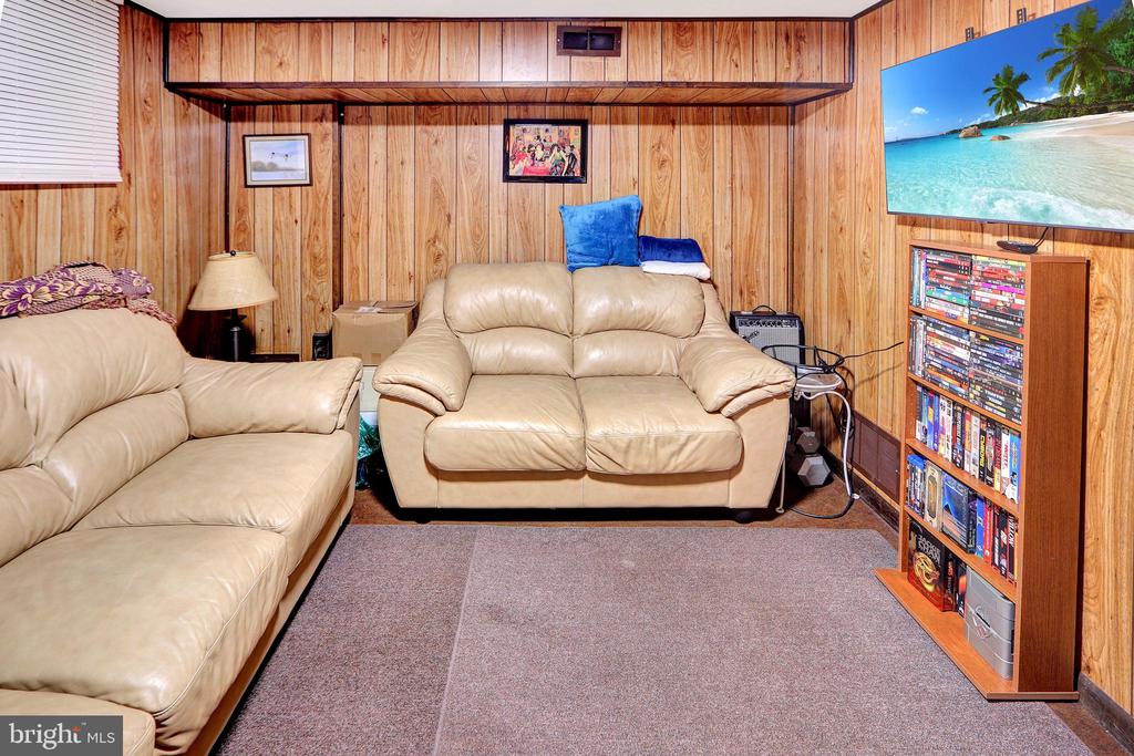 428 Homestead Rd