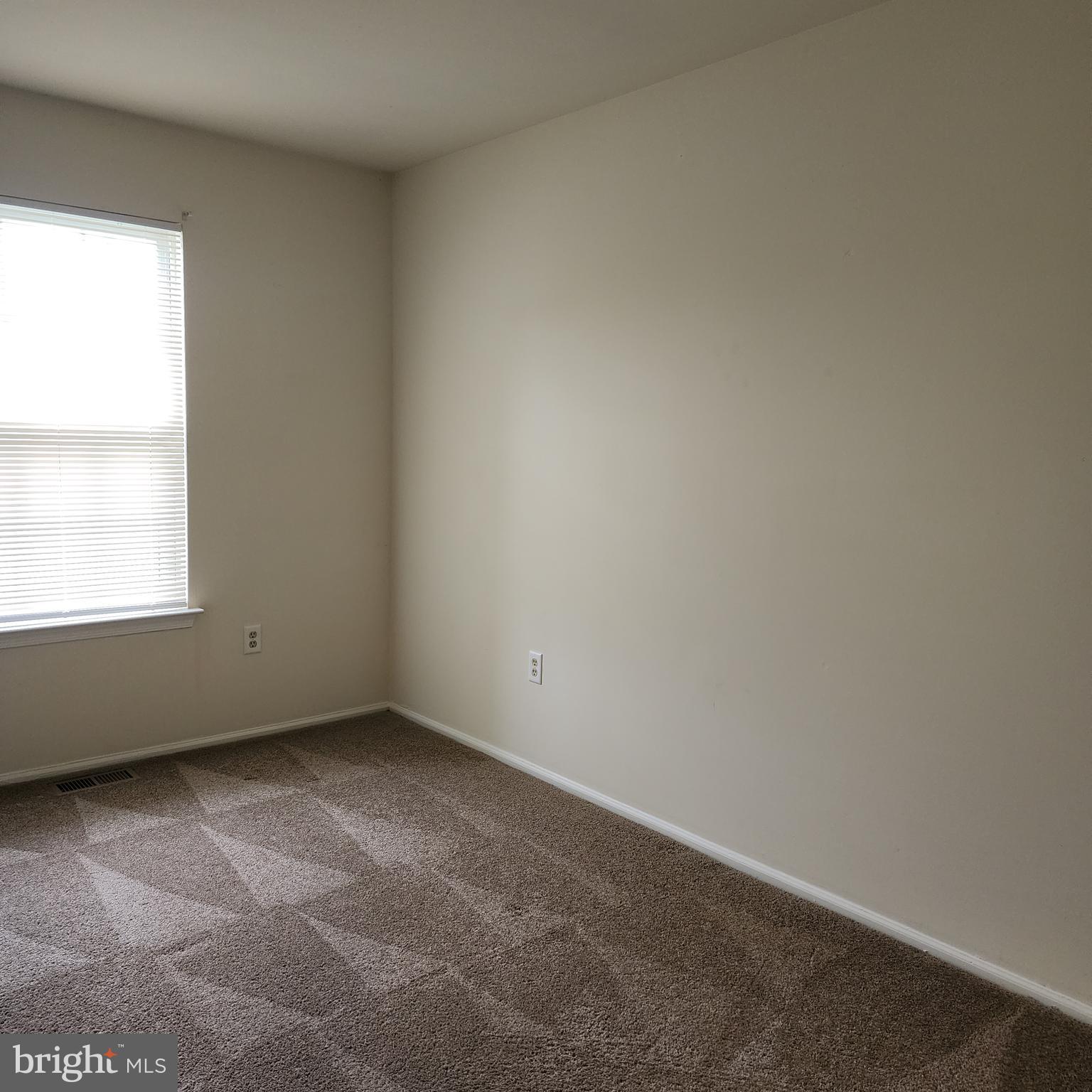 140 Auckland Dr