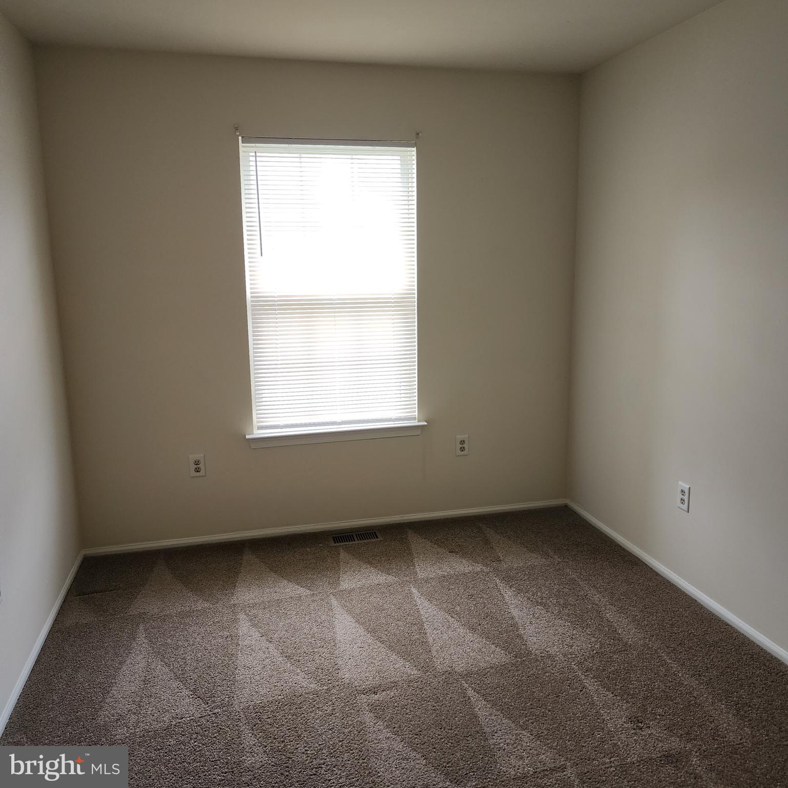 140 Auckland Dr