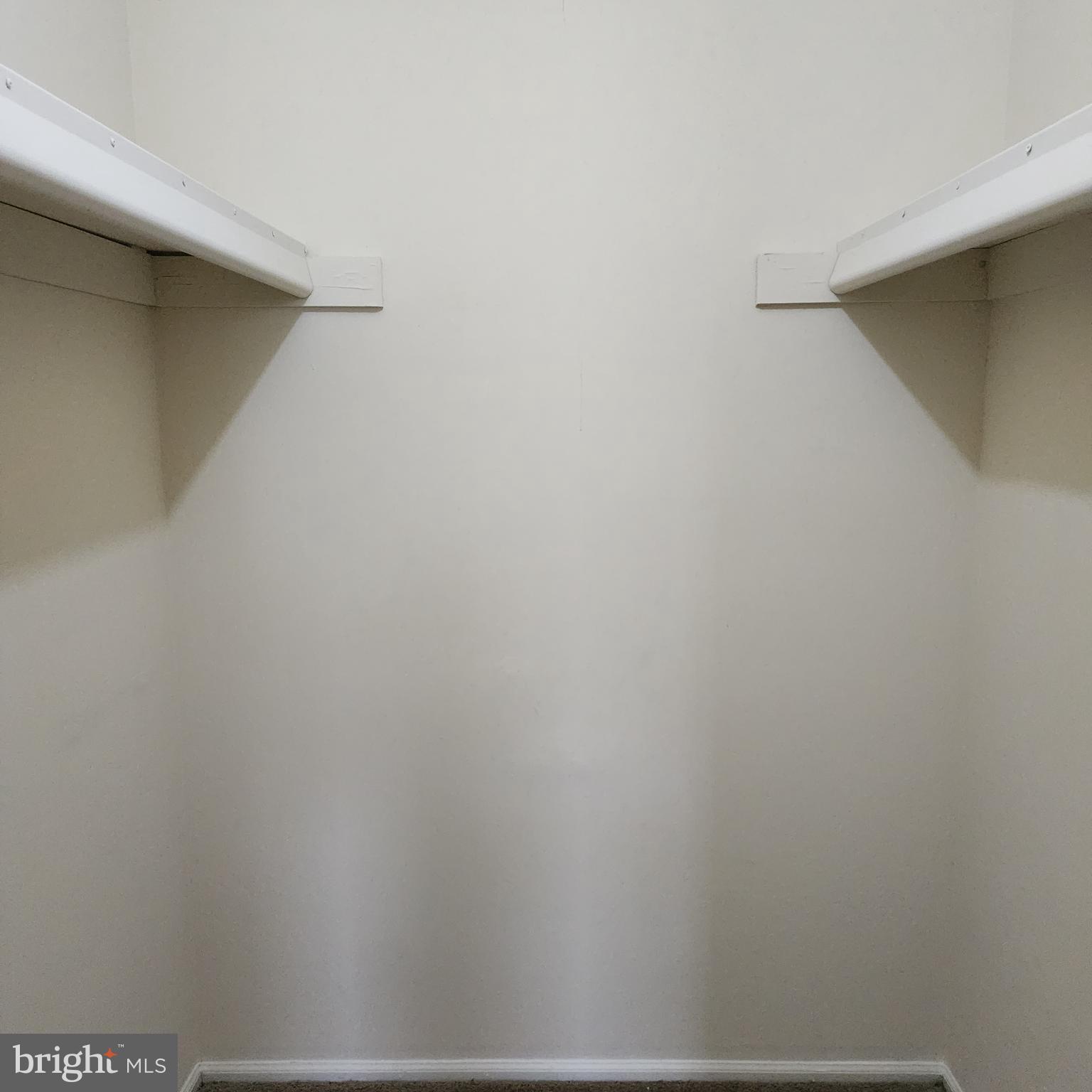 140 Auckland Dr