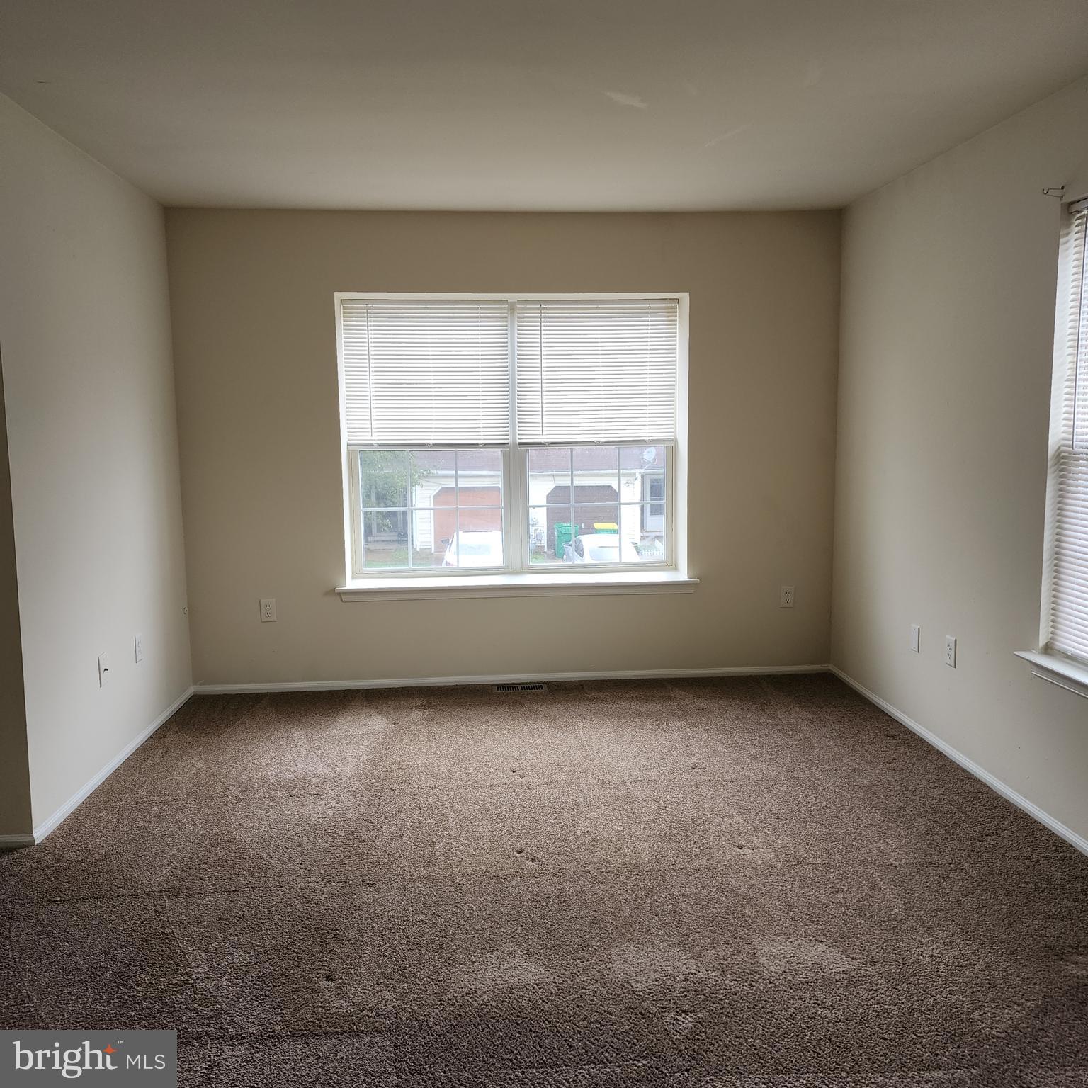 140 Auckland Dr