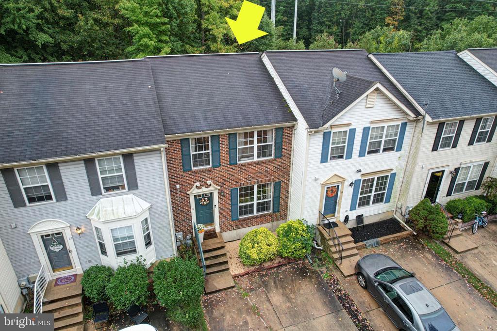 10 Dovetree Dr