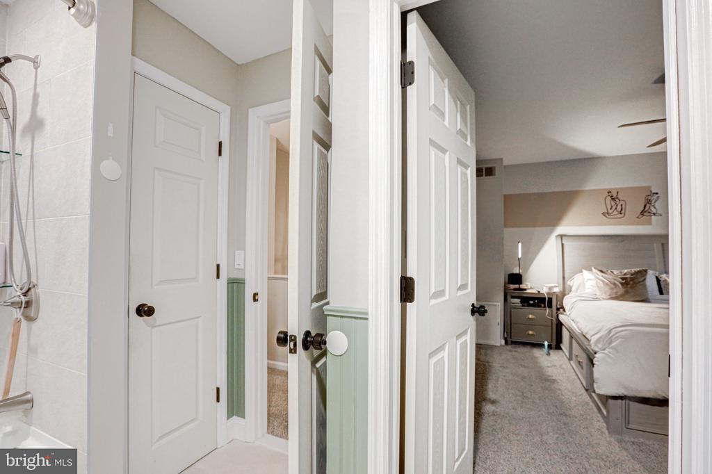 10 Dovetree Dr