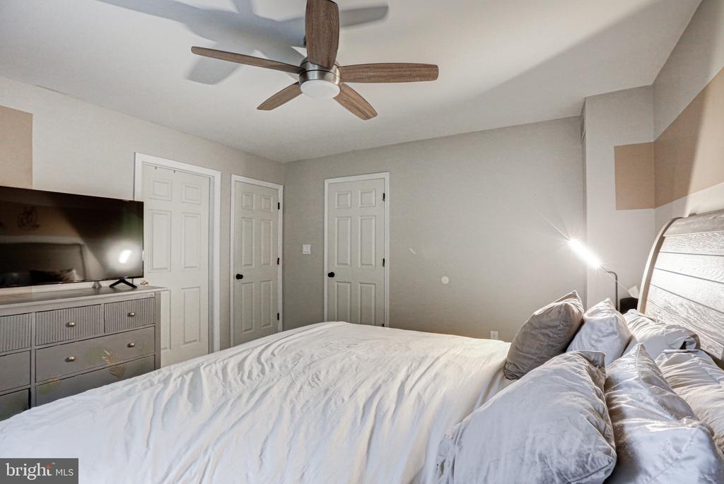 10 Dovetree Dr