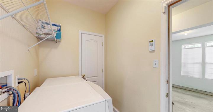 306 BLUE HERON CT