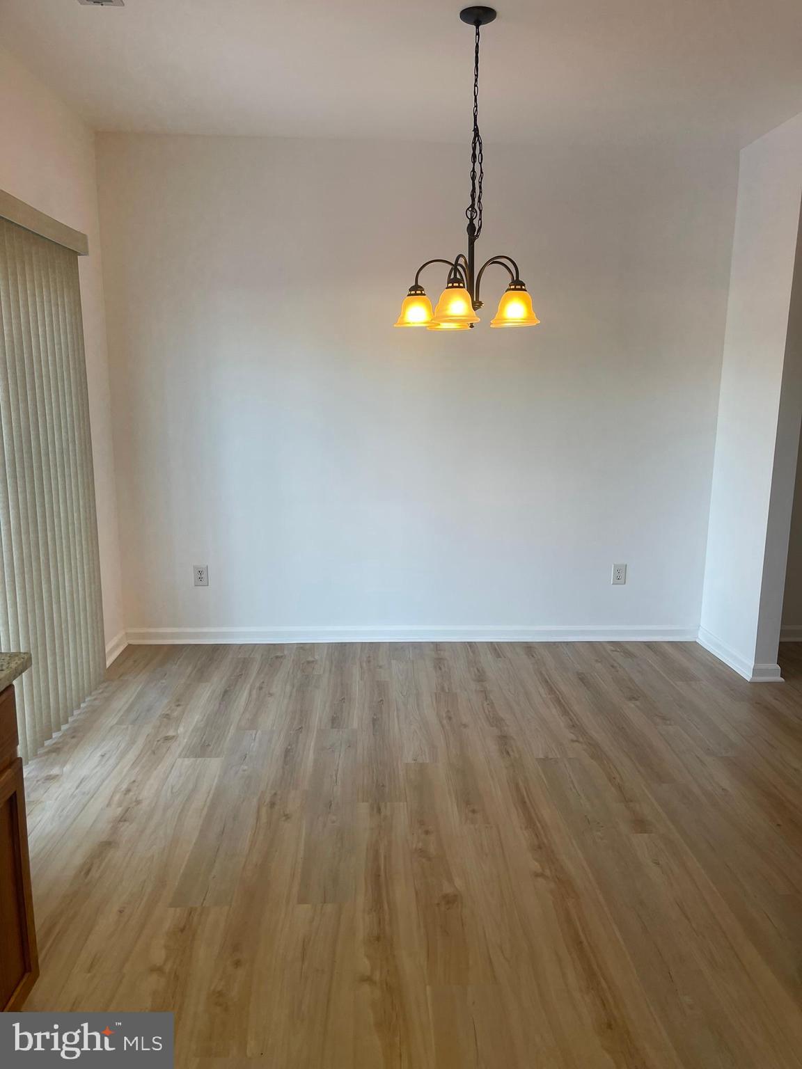 62 SPRINGFIELD CIR