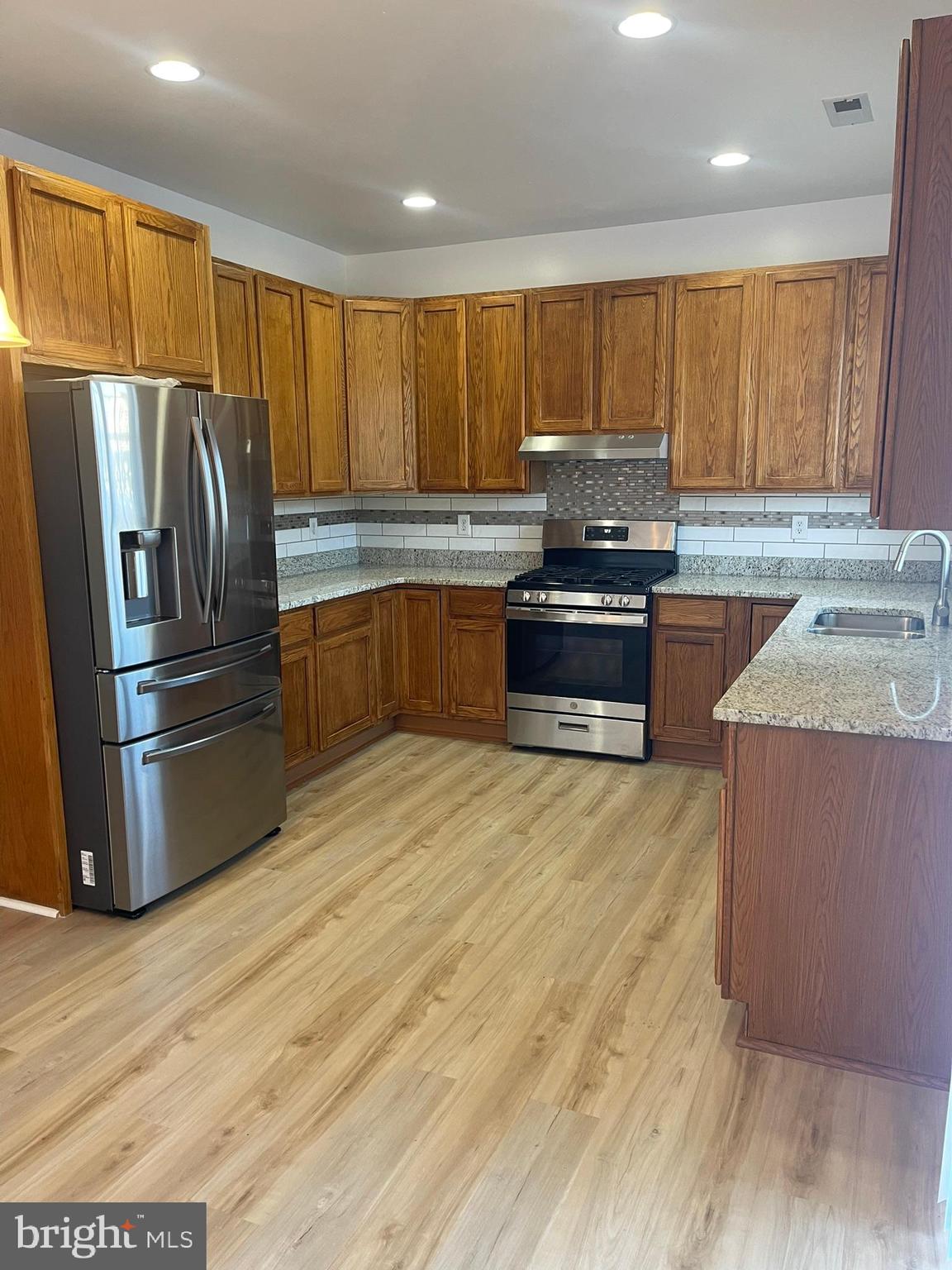 62 SPRINGFIELD CIR