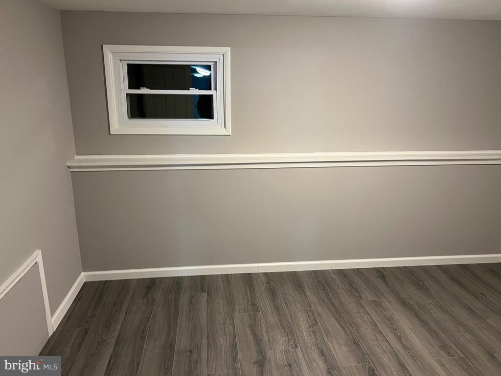 1 Carole Rd