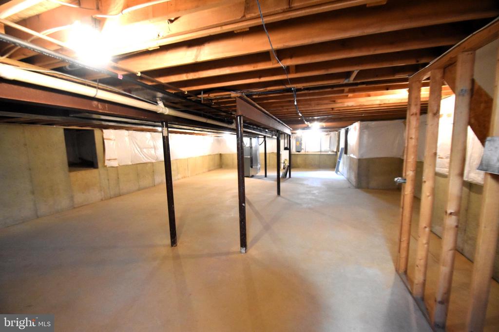 111 Miners Ln