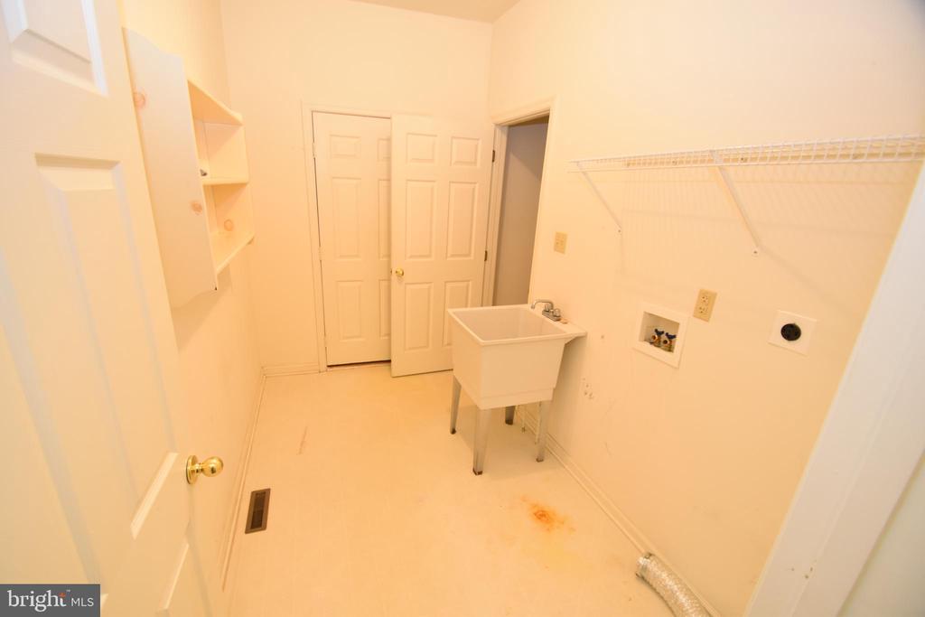 111 Miners Ln