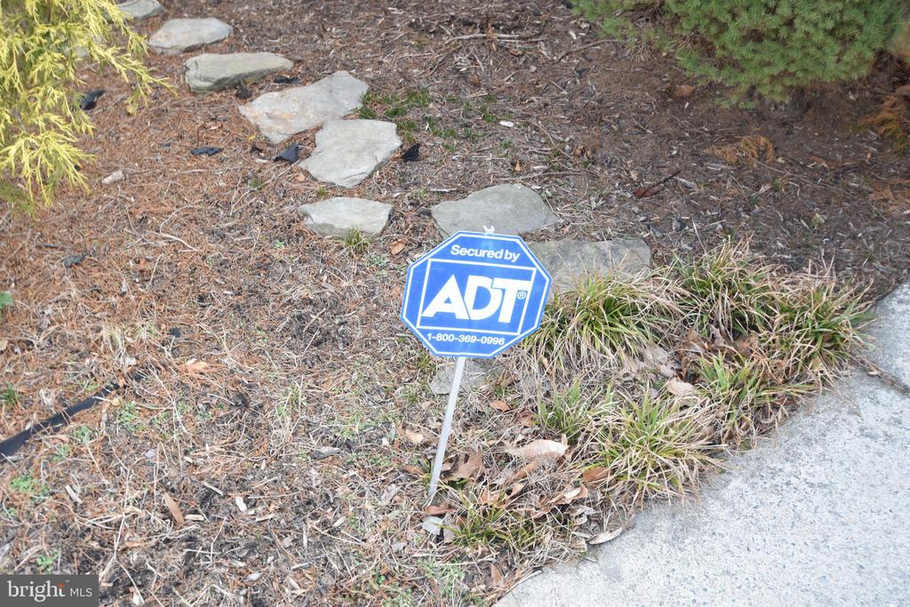 111 Miners Ln