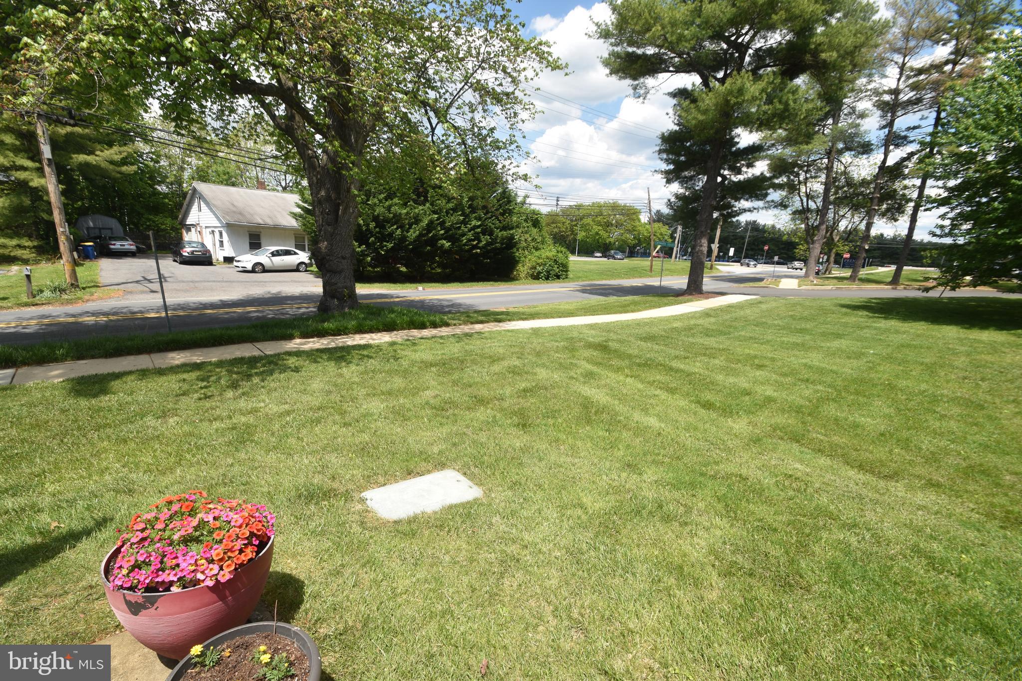 1 Dekalb Sq #D01