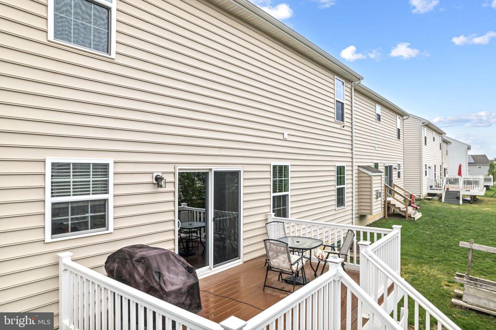 358 Tiger Lily Dr