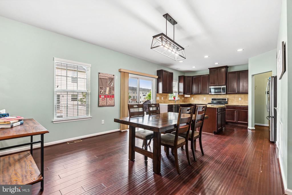 358 Tiger Lily Dr