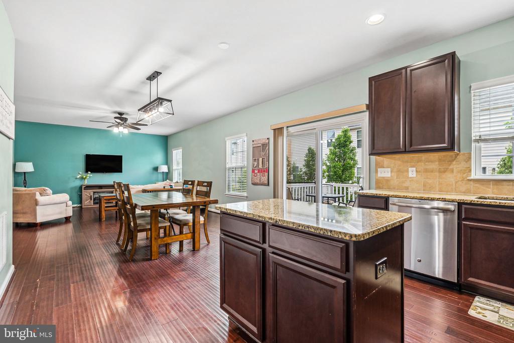 358 Tiger Lily Dr