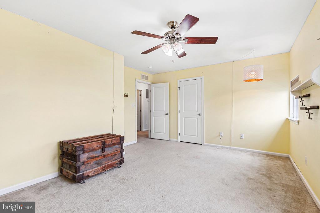 358 Tiger Lily Dr