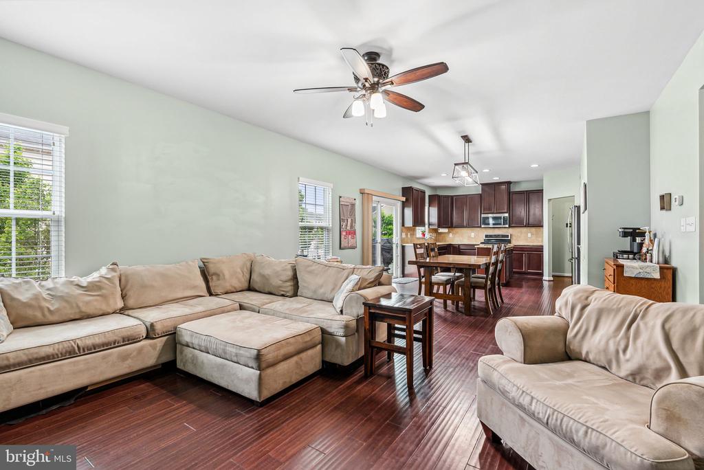 358 Tiger Lily Dr