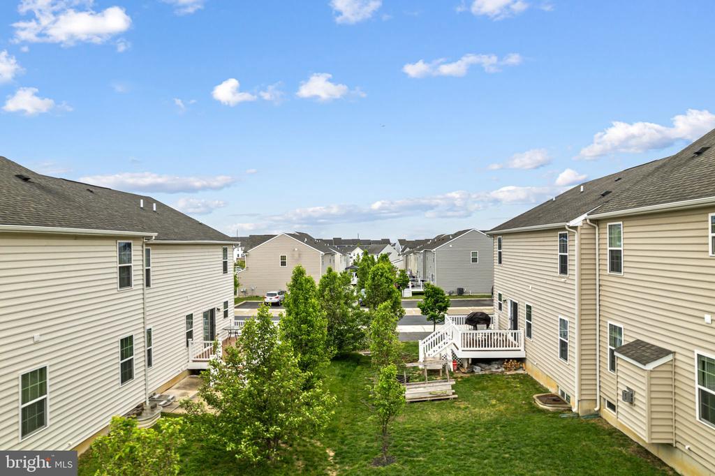 358 Tiger Lily Dr