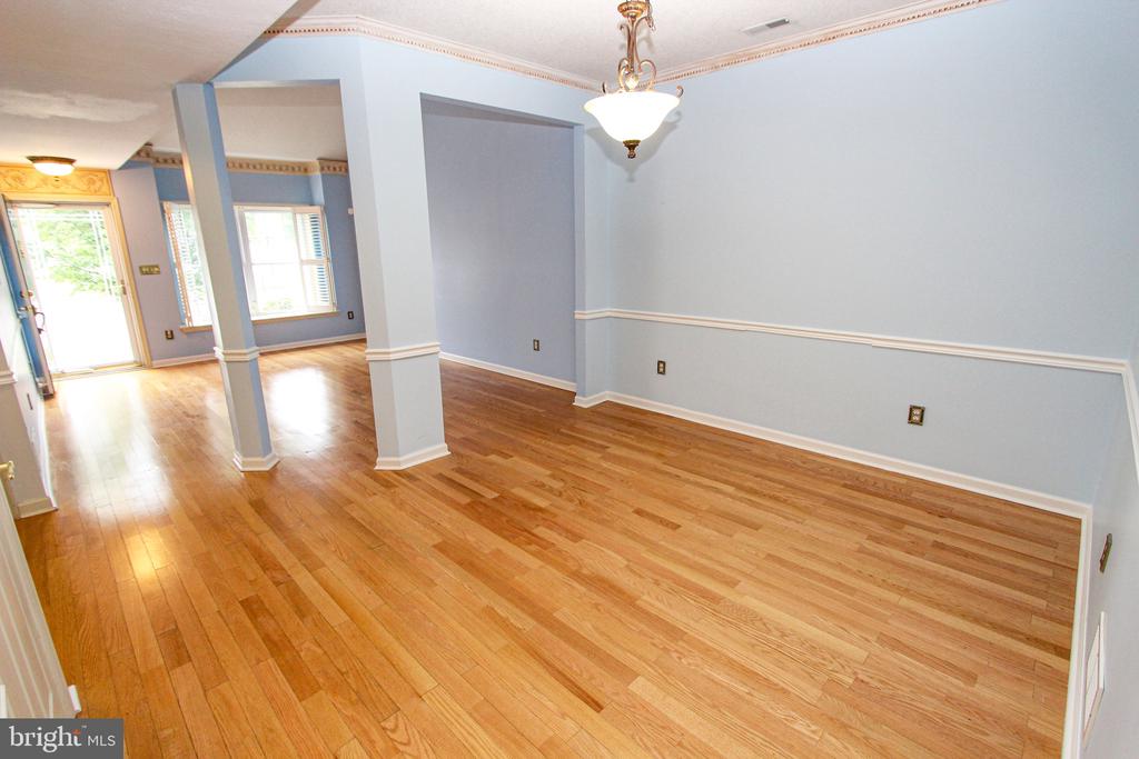 515 Abrams Ct