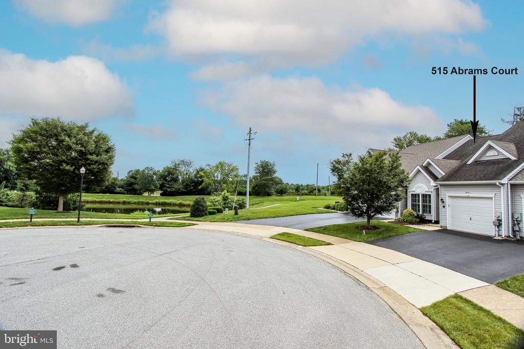 515 Abrams Ct