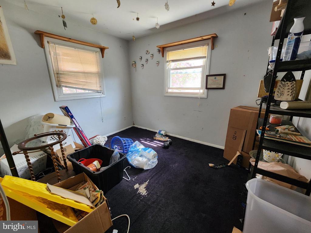 12 Stevens Ave