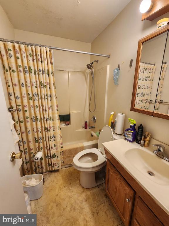 12 Stevens Ave