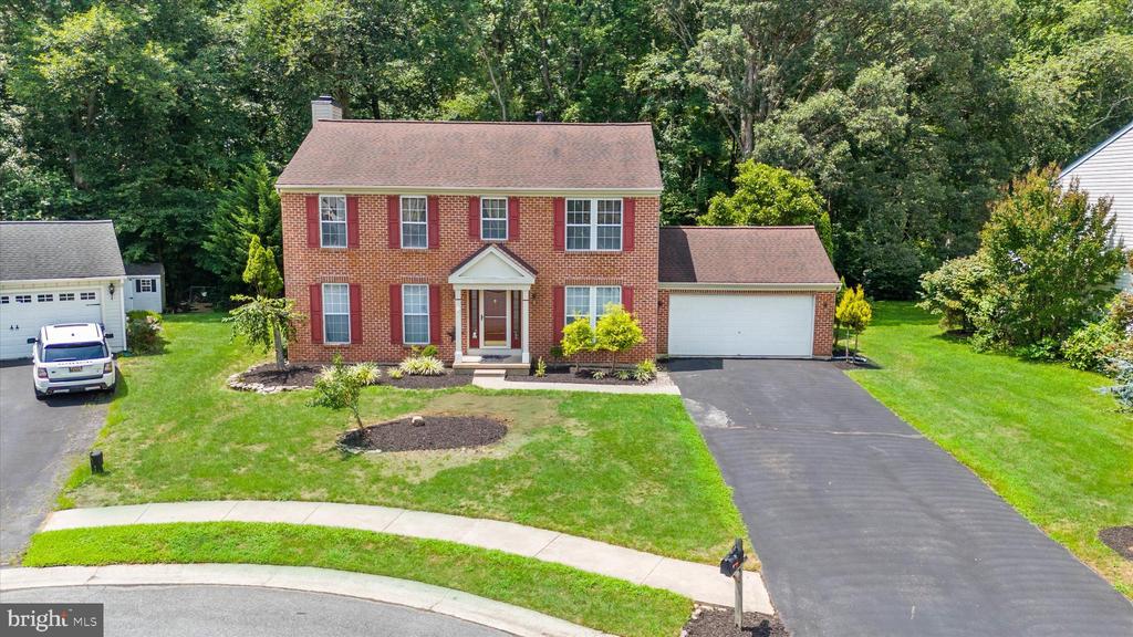 10 Castlegate Ct
