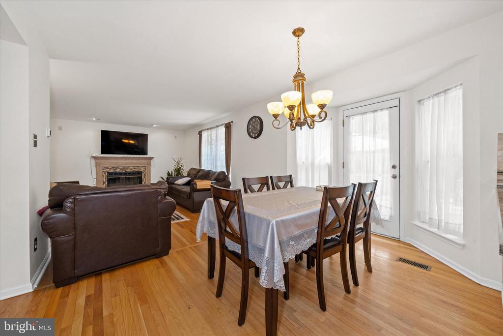 10 Castlegate Ct