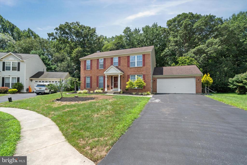 10 Castlegate Ct