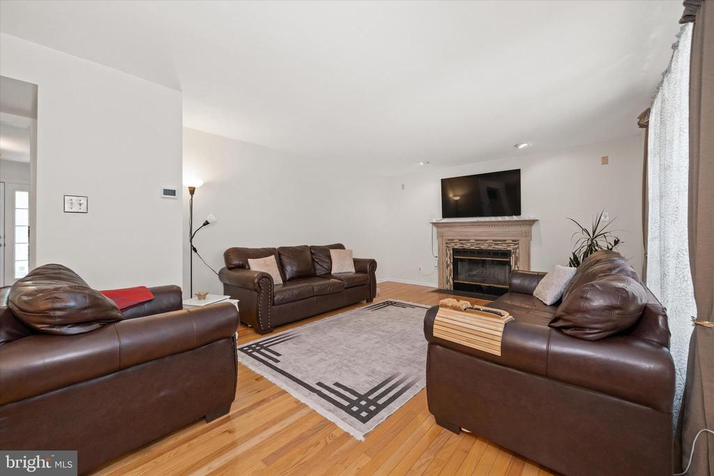 10 Castlegate Ct