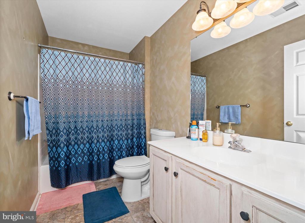 10 Castlegate Ct
